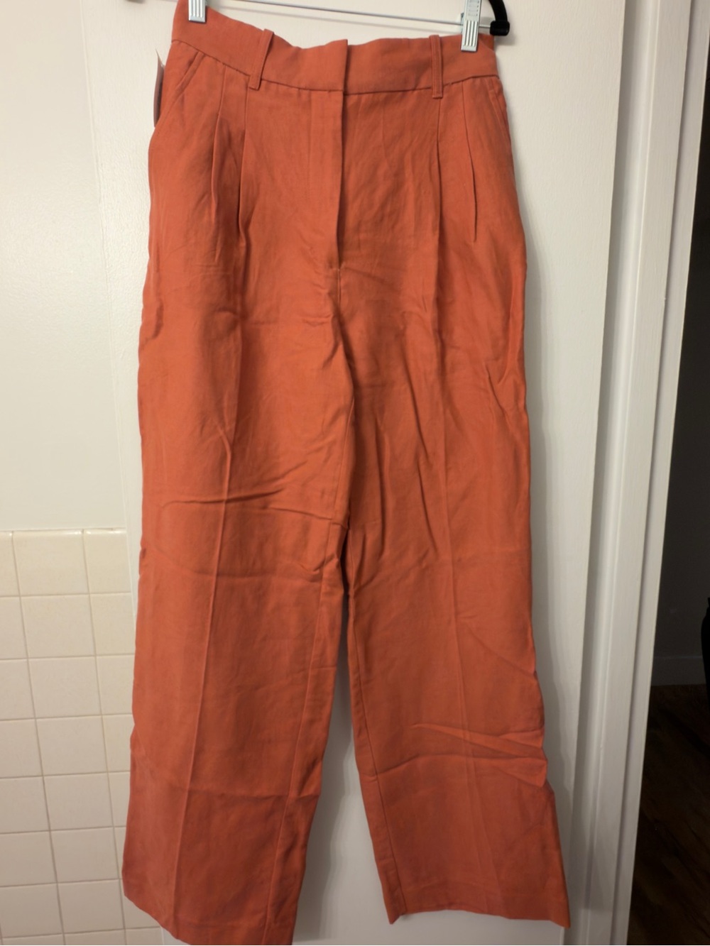 Aritzia Effortless Pants - Trousers - Rust/Burnt Orange